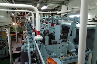 P1271843-2.jpg